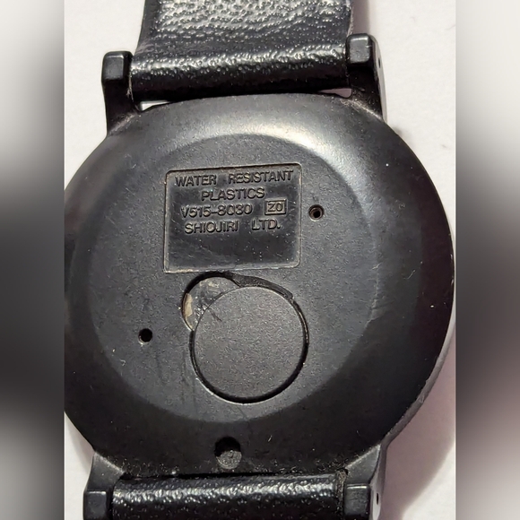 Disney Mickey Mouse Watch (Lorus) Black Plastic, Red Numbers, working.. 28 - Picture 2 of 9